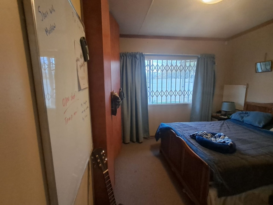 To Let 3 Bedroom Property for Rent in Langenhovenpark Free State